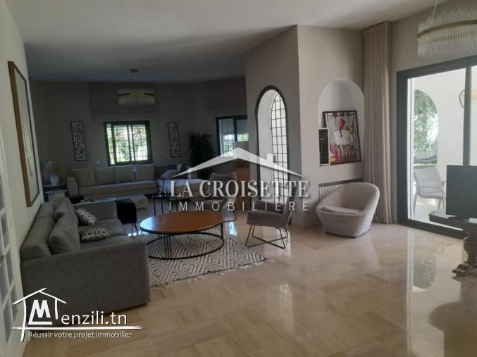 Villa s+3 avec piscine à la marsa MVL1420
