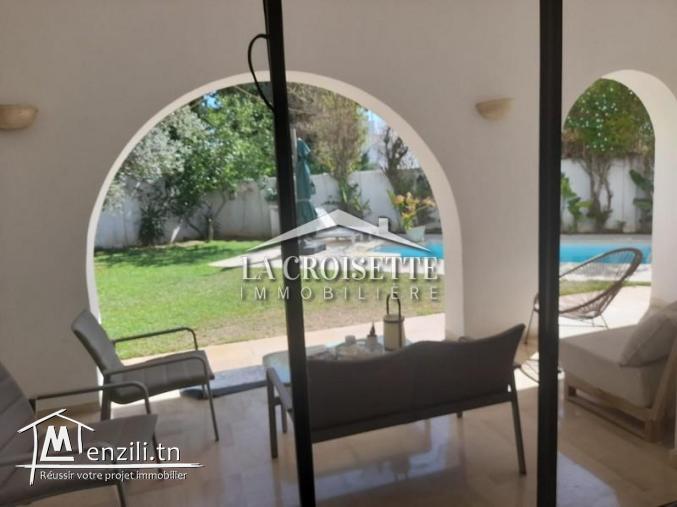Villa s+3 avec piscine à la marsa MVL1420