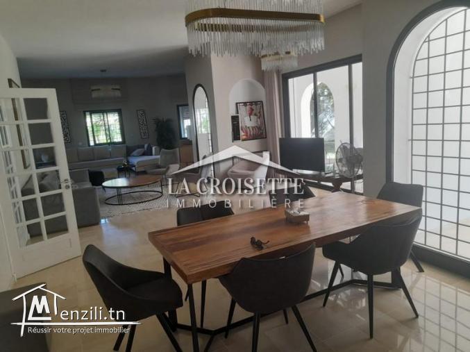 Villa s+3 avec piscine à la marsa MVL1420