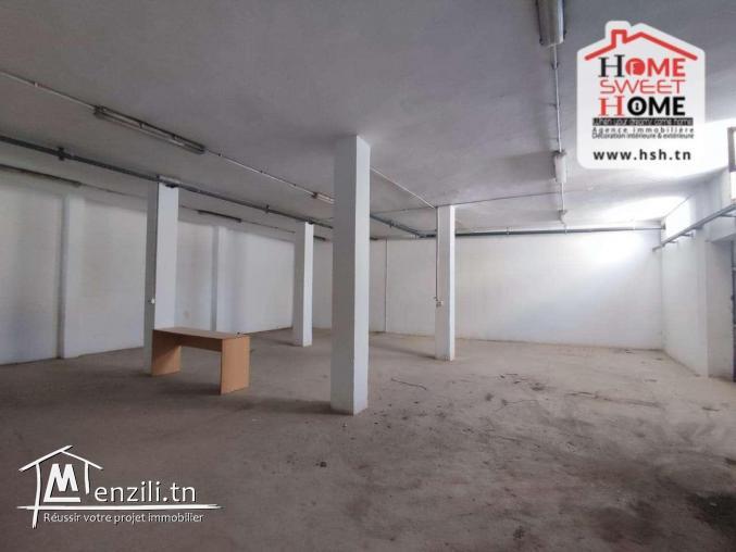 Dépôt Pires à Louer à Bhar Lazreg