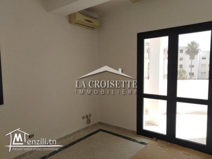 Bureau H+4 aux berges du lac 1 ZBL0081