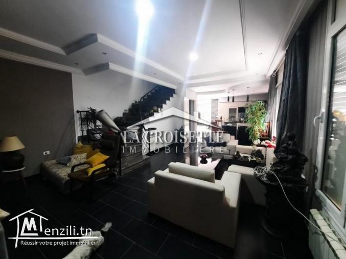 Duplex s+3 avec studio de service aux jardins de carthage MDL0552