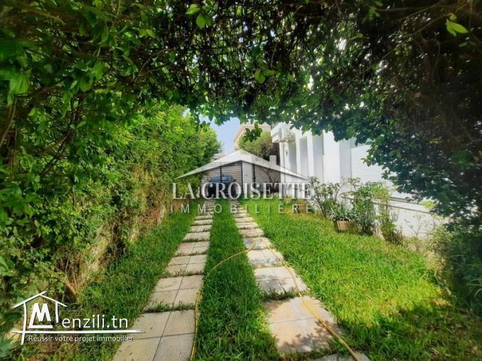 Duplex s+3 avec studio de service aux jardins de carthage MDL0552