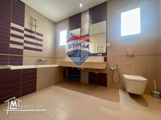 Villa à usage bureautique à El Menzah9 à louer