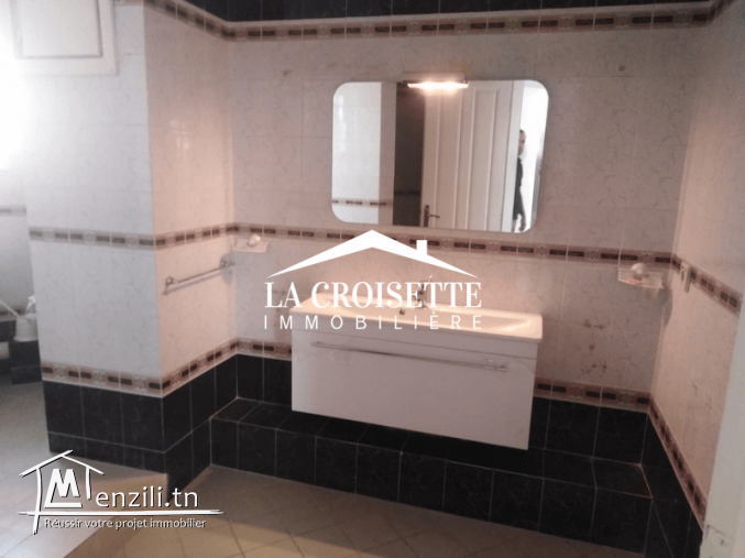 Appartement s+4 aux berges du lac 1 ZAL4428