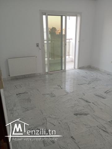 appart S2 HT standing plein centre ville Bab EL KHAHDRA pres de toutes les commodités