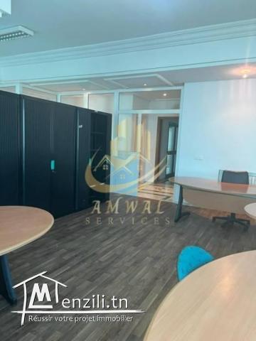 Bureau S4 Meublé au Lac 1