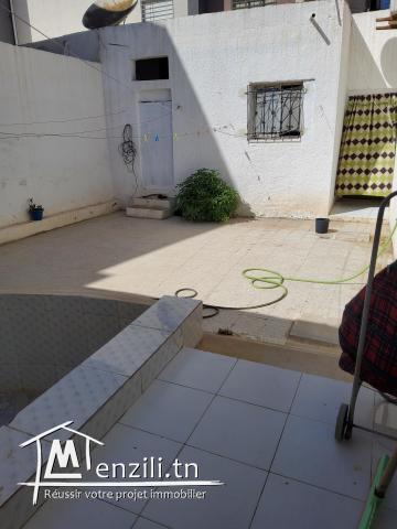 A vendre villa + Studio en annex à korba