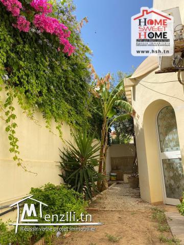 Villa Farawla à Vendre à La Marsa Ville