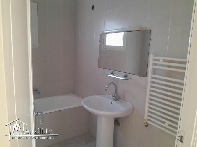 Location s+2 à cité hedi nouira ariana