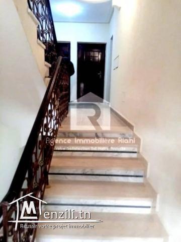 Des appartements de type S1 dans une résidence à cité Erriadh 1