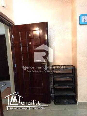 Des appartements de type S1 dans une résidence à cité Erriadh 1