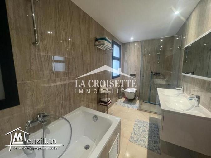 Villa s+3 meublée à gammarth avec piscine collective MVL1406