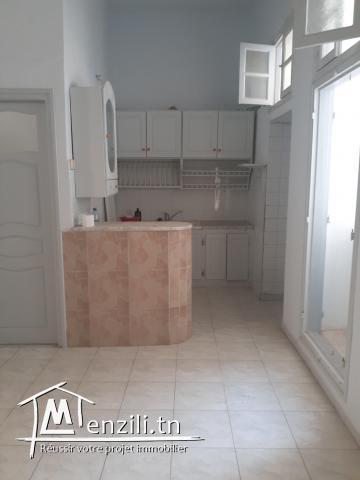 Appartement S+3 à vendre à Beb bhar avenue hedi cheker