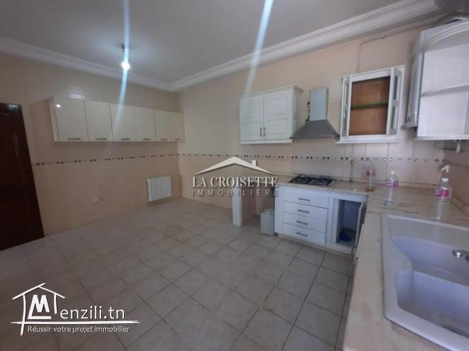 Villa s+4 à la marsa MVL1424