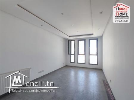 Bureau Derya à Louer à Ain Zaghouan Nord