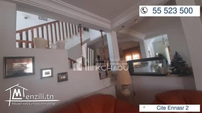 Ennasr à vendre villa avec jardin