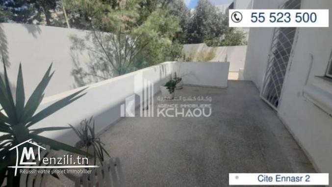 Ennasr à vendre villa avec jardin