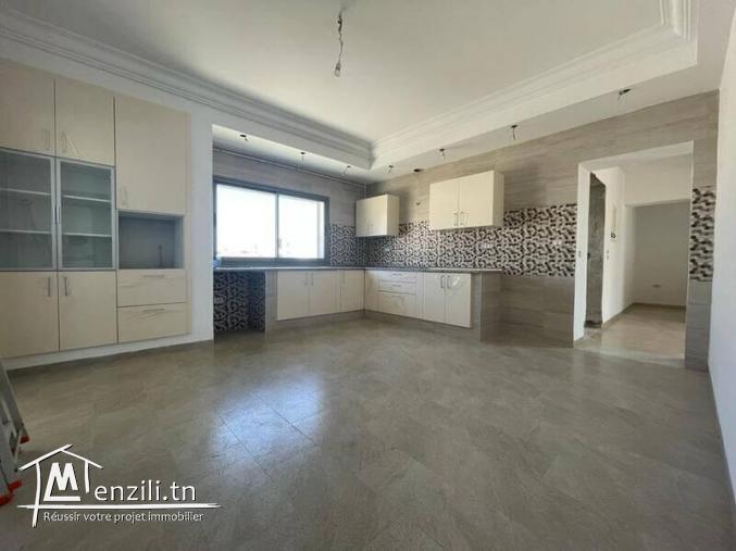 Etage de villa s+3 à ain zaghouan nord MEL0446