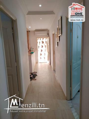 Villa Fatiha à Vendre à Rades Plage