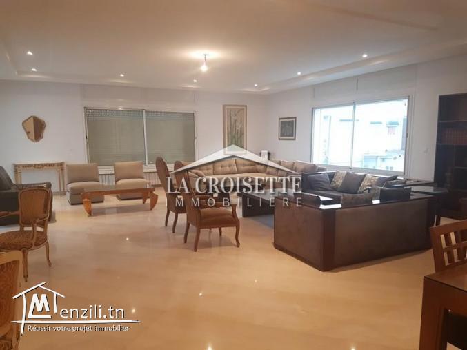 Appartement s+4 meublé à la marsa mal0461