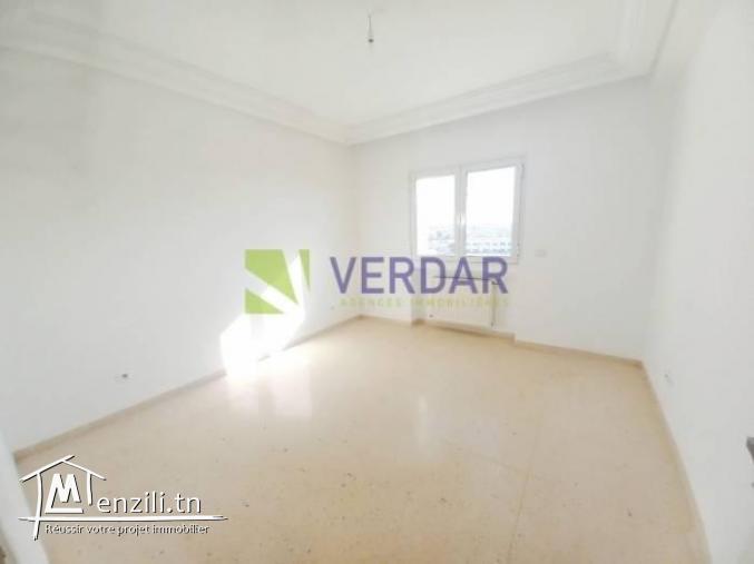 Appartement S3 de 147m² à Mourouj 4