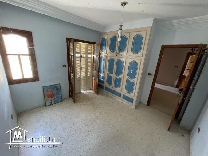 Appartement S+4 cité Ibn Khaldoun