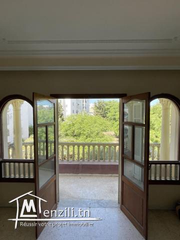Appartement S+4 cité Ibn Khaldoun