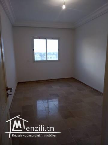 A louer un appartement s+3 a ezzahra