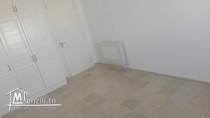 A louer un appartement s+3 a ezzahra