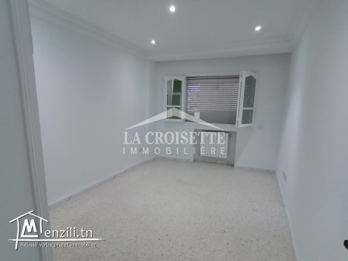 etage de villa s+4 à usage bureautique à l'aouina ZBL0354