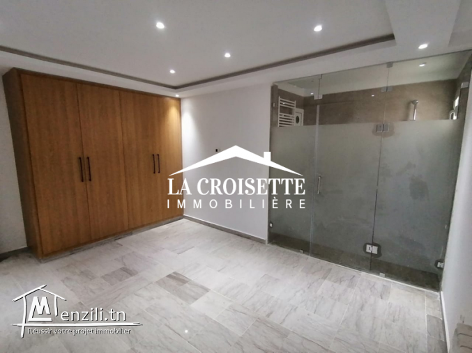 Duplex s+3 avec terrasse à  Gammarth MDL0549