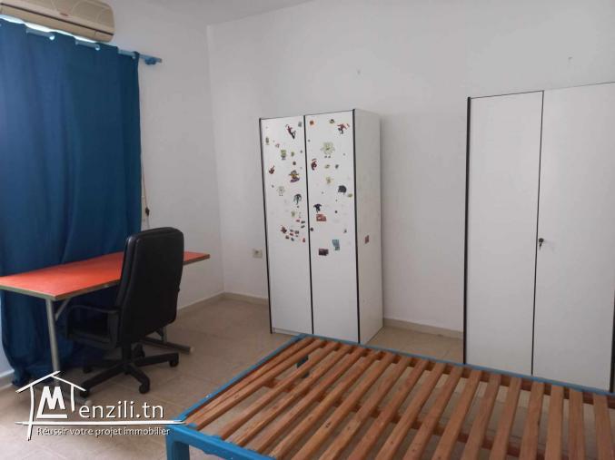 Appartement S+2 semi meublé