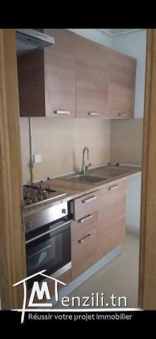 Appartement S1 jardins l'aouina et place parking