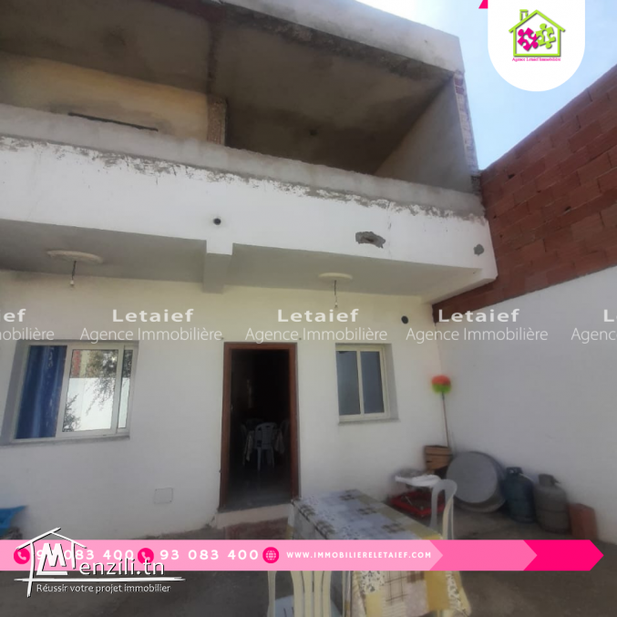 Belle villa avec jardin et garage à vendre à chott meriem