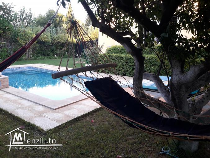 bungalow sur piscine