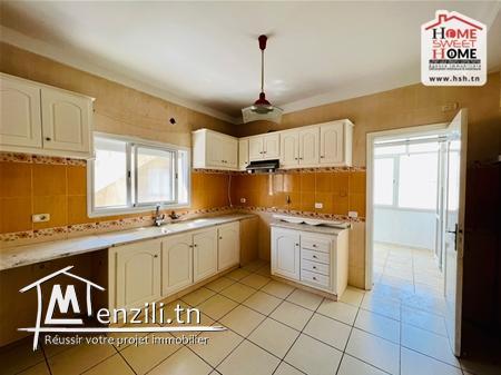 Etage de Villa Cecylia à Louer à L'Aouina