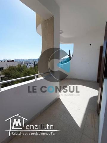 Partiellement rénové et très lumineux