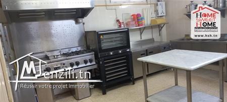 Villa avec un local commercial Aux Jardins de l'Aouina