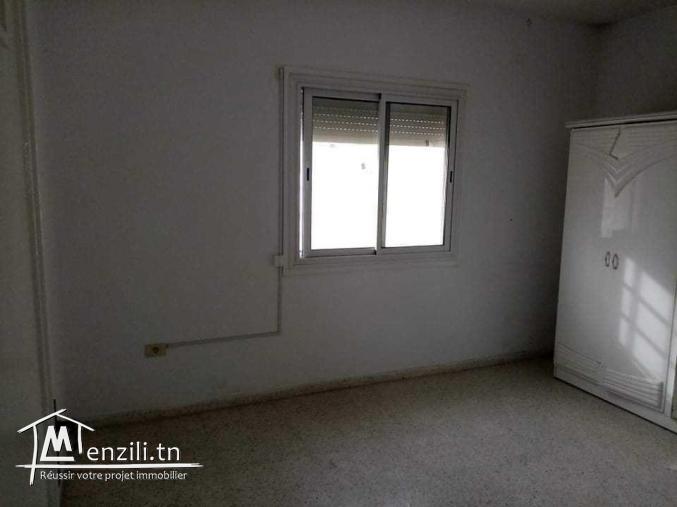 Occasion appart de 96m2 résidence emma borj louzir