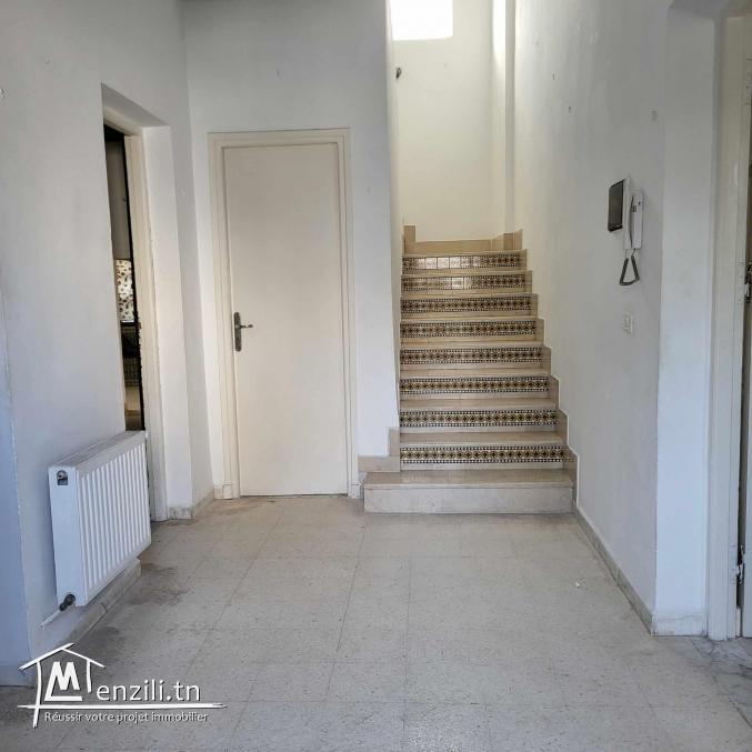 A louer une villa à Ennasr