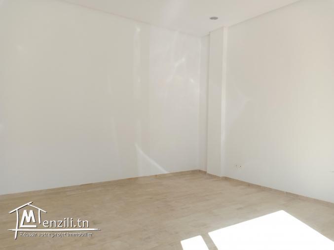 3 boutiques à vendre à Gammarth Supérieur