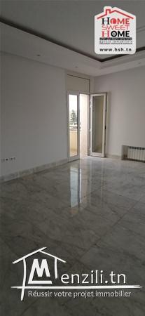 Etage Alann à Louer aux Jardins de Carthage