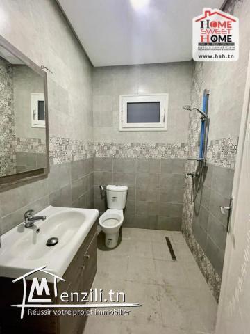 Etage de Villa  Iandra à Vendre à La Marsa