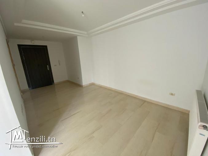 appartement S+1 avec place parking sous sol