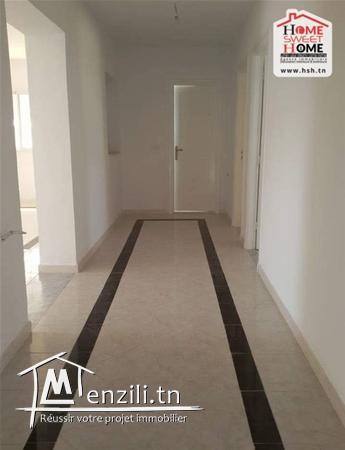 Immeuble Malaisie à Vendre à La Soukra