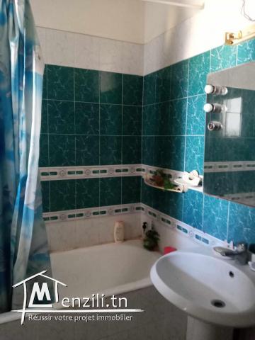 A vendre un appartement sis à cité Ettahrir