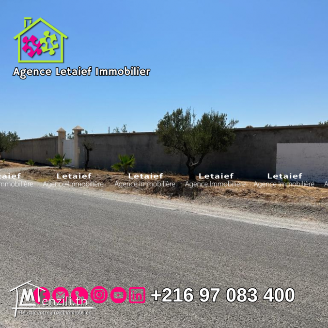 un lot de terrain clôturé de 5000m² àHergla Sidi Bouali