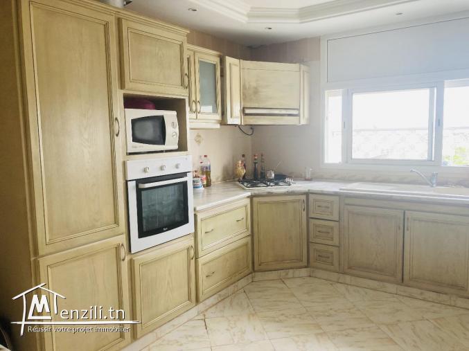 La marsa Haut de Villa Meublée S+3