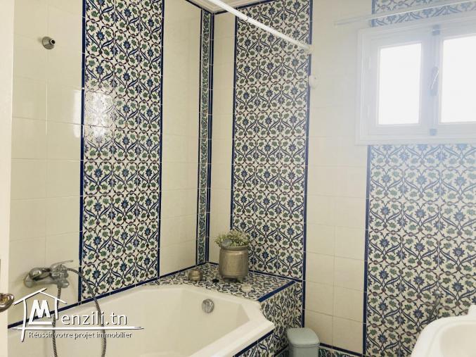 Sidi Bou Said haut de maison S+4 au calme